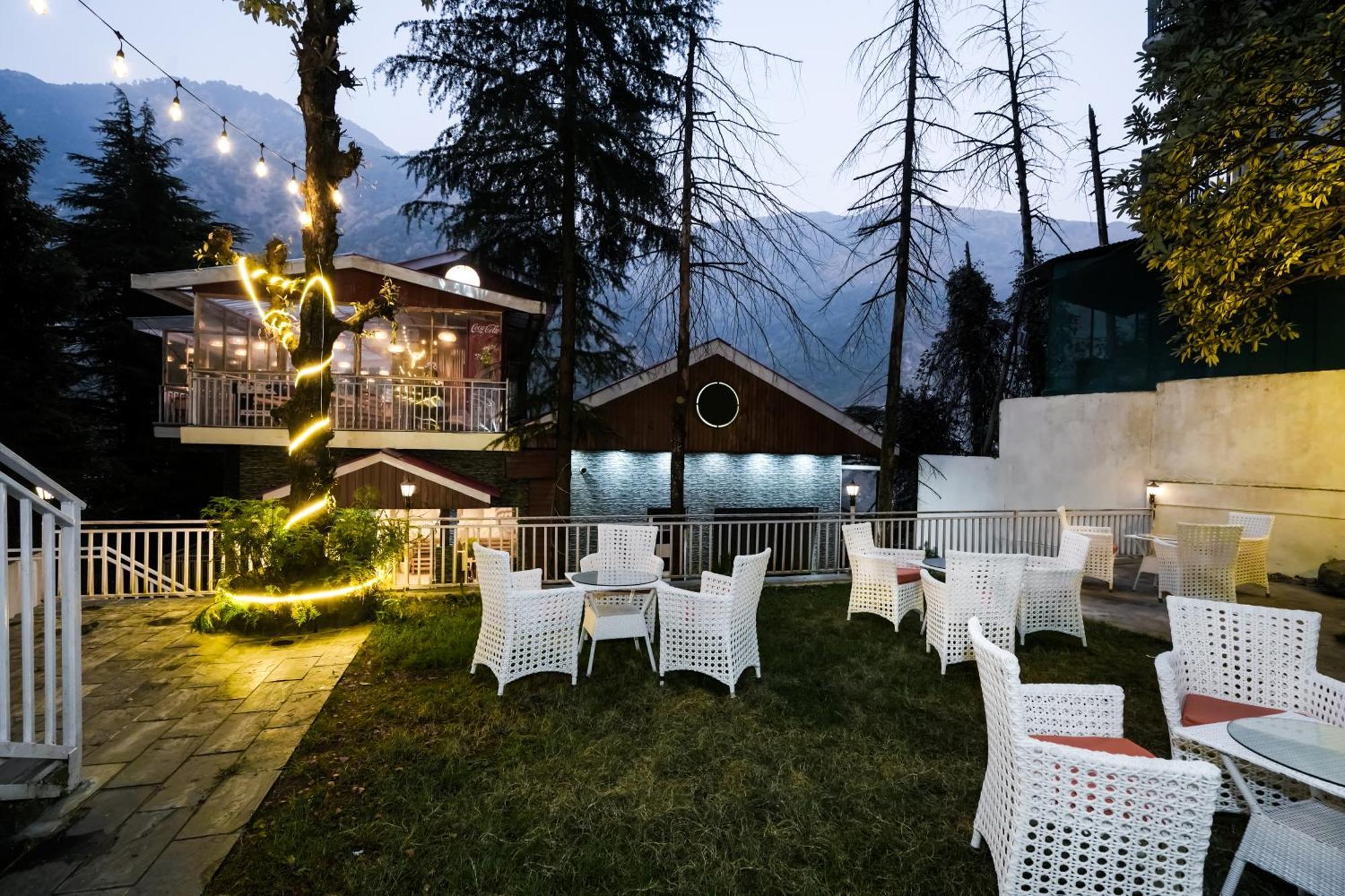 The Bunksters Mcleodganj, Dharmkot Hostel McLeod Ganj Bagian luar foto